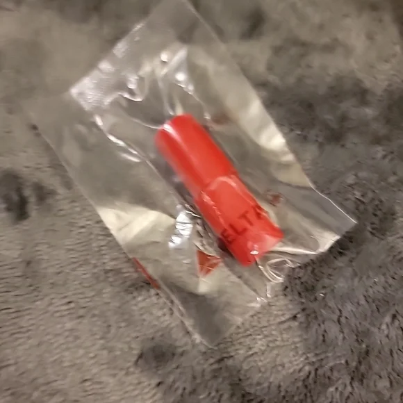 Delta Airlines Elite Business First Class Flight Amenity Kit - Picture 7 of 13